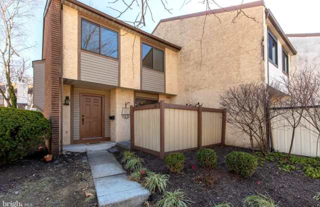 401 BISMARK Way photos photos
