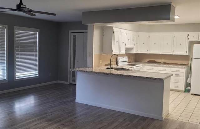3106 Oakmont Dr Gallery 4