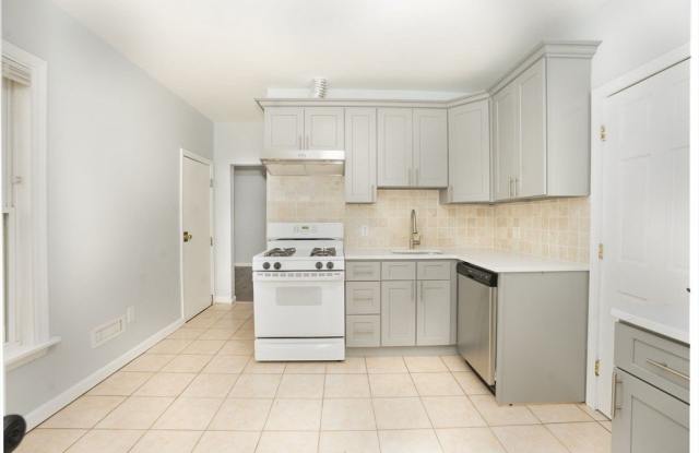 46 Wyllis Ave photos photos
