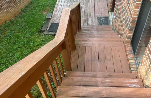 2 bedroom, 1 bath, Ground Level Apt. Kingsport, TN Gallery 3
