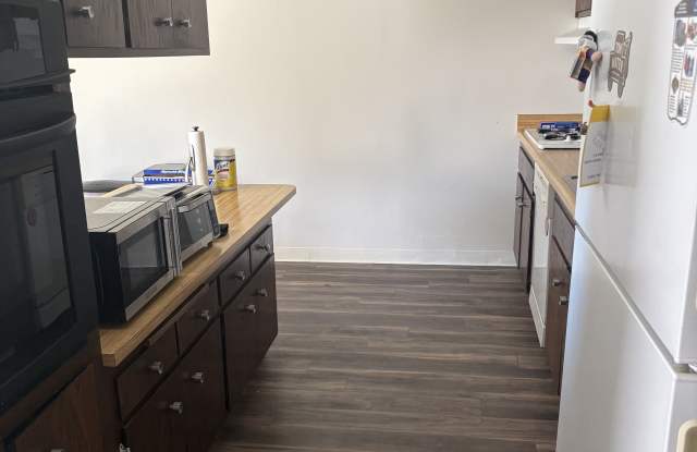 1016 Drake Drive photos photos