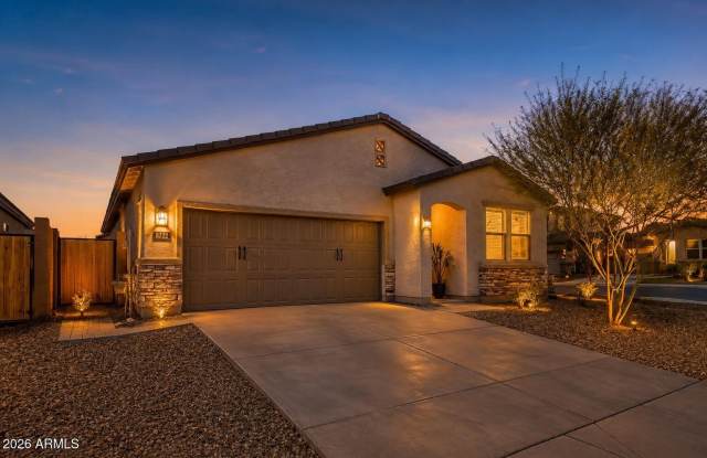 5722 W GETTY Drive Gallery 4