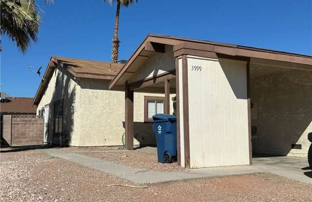 3999 Calle Del Sol - 3999 Calle Del Sol, Paradise, NV 89103