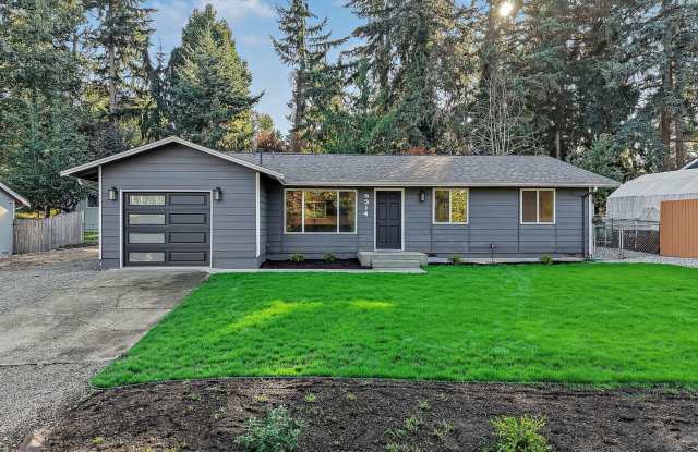 Lake Tapps living! Highly desired 3 bedroom Rambler!! Gallery 1