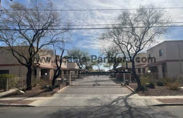 4242 East Monte Vista Drive - 4242 East Monte Vista Drive, Tucson, AZ 85712