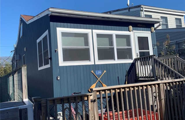 139 Bungalow Walk photos photos