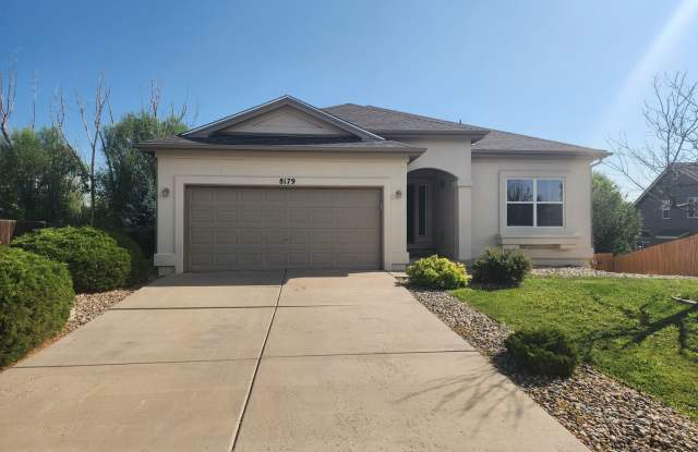 Fantastic, updated- 4 bedroom near base! photos photos