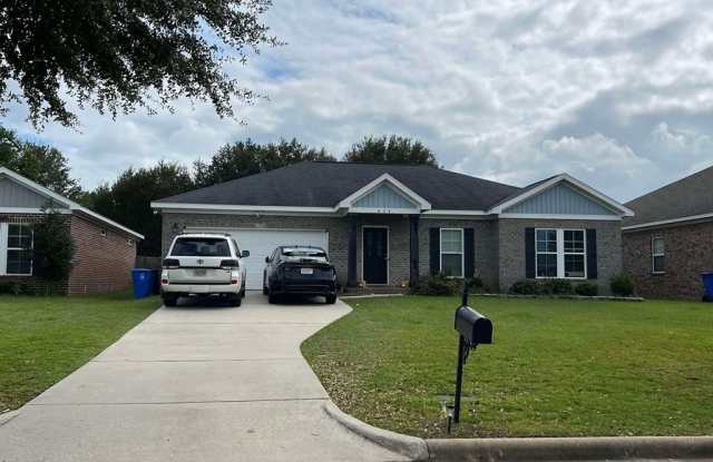 404 Londonberry Dr - 404 Londonberry Drive, Dothan, AL 36303