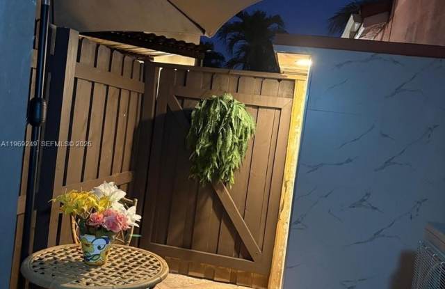 15470 SW 47th St photos photos 15470 SW 47th St photos photos