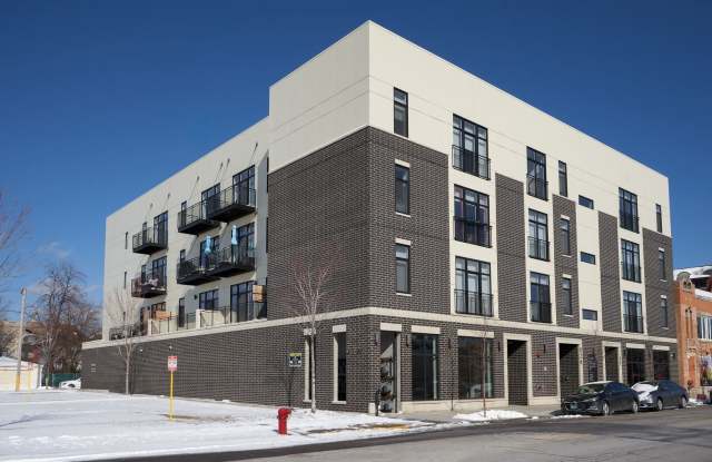 926 E 43rd Street photos photos