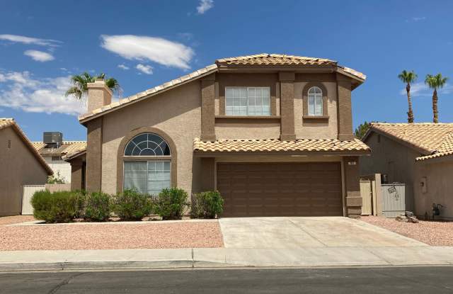 Henderson 2 story 4 bedroom with 3 baths with one each on main floor photos photos
