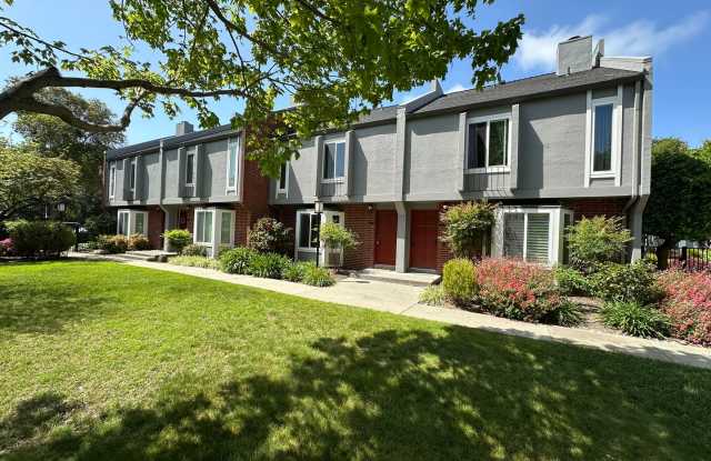 3 Bed 2.5 Bath Townhouse In Walnut Creek (New Remodel!) - 14 Sierra Lane, Walnut Creek, CA 94596