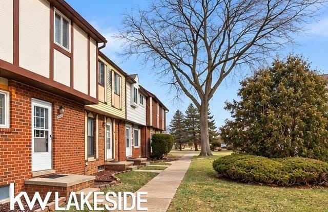 8439 Hickory Drive Gallery 2