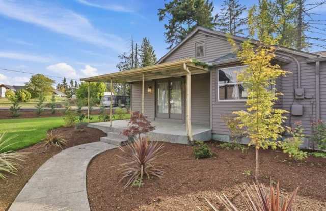 19655 Southeast Highway 212 Gallery 2