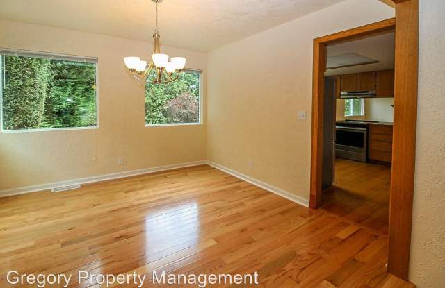 16900 126th Ave NE Gallery 4