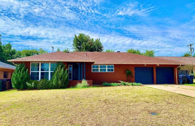 Gorgeous 2 Bed, 2 Bath with Flex Room in NW OKC - 2618 Northwest 66th Street, Oklahoma City, OK 73116 Gorgeous 2 Bed, 2 Bath with Flex Room in NW OKC - 2618 Northwest 66th Street, Oklahoma City, OK 73116
