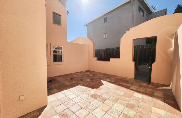 Spacious 3 bedroom condo photos photos