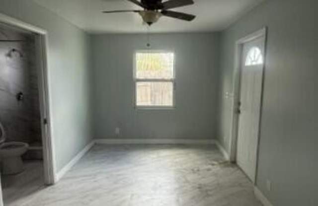 2329 FAIRWAY Drive Gallery 4