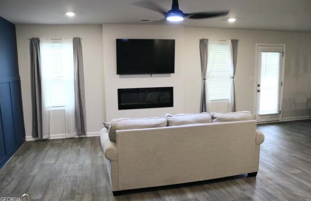 204 River Meadow Drive Gallery 3
