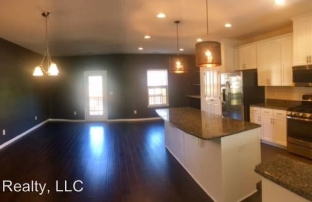 2108 Arbor Loop Drive Gallery 4