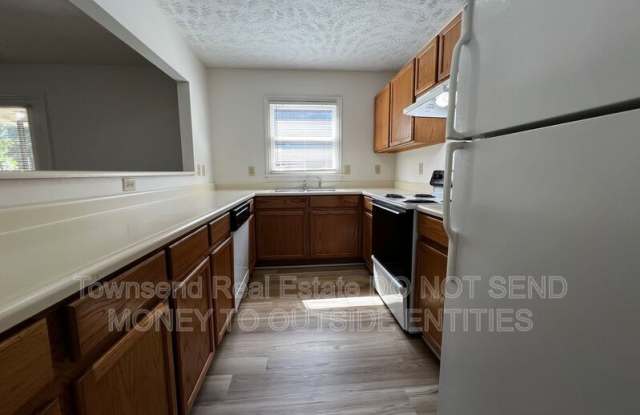 1028-1 Ancestry Dr. Gallery 4