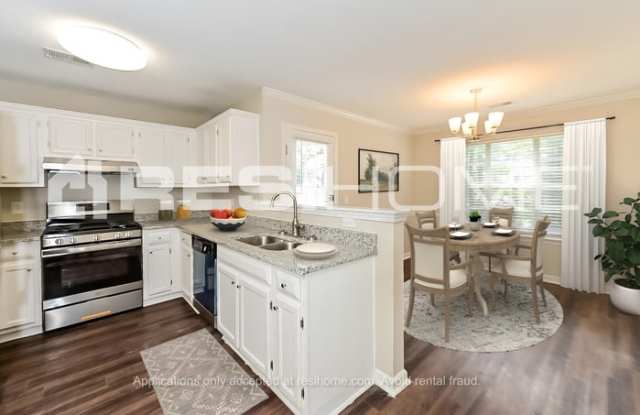 783 Rosewood Circle Gallery 4