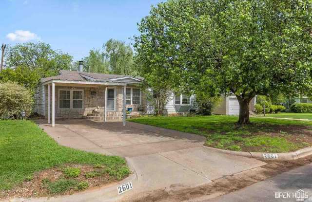 2601 HORSESHOE BEND - 2601 Horseshoe Bend, Wichita Falls, TX 76301
