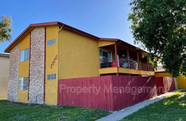 2070 N. VENTURA RD photos photos
