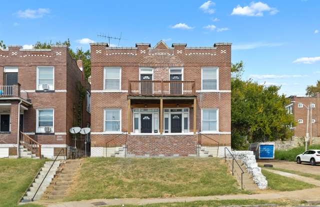 2833 Miami St photos photos