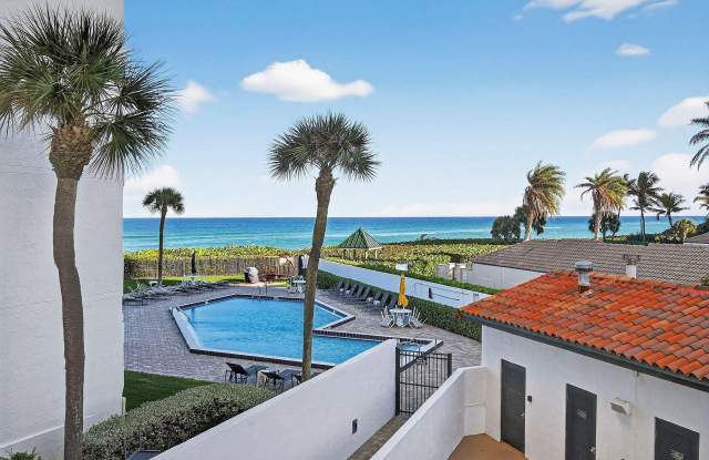 600 Ocean Drive photos photos