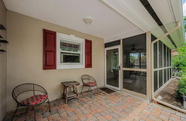 253 PARK Circle S Gallery 4
