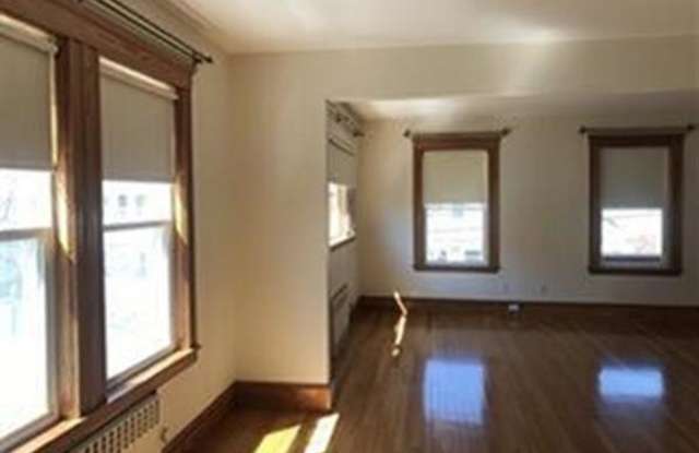 19 Adams Street - 19 Adams Street, Arlington, MA 02474