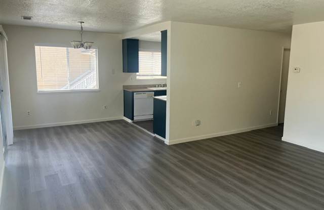 455 Cherry Lane - 455 Cherry Lane, Manteca, CA 95337