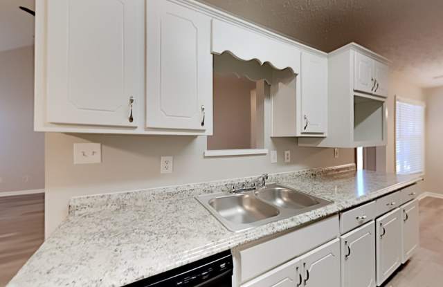 205 Bay Cove Court Gallery 4