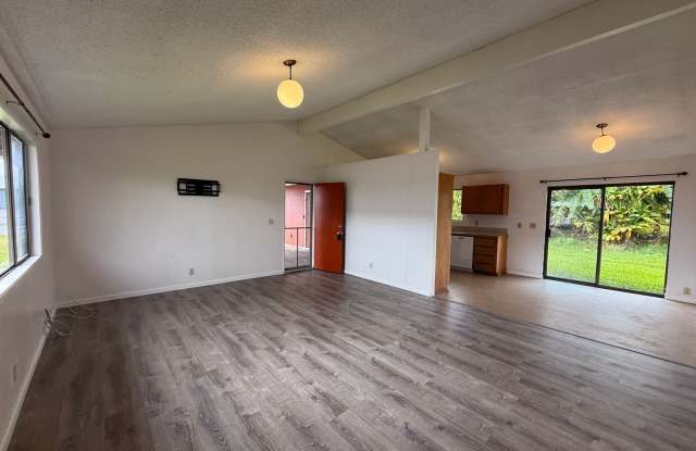 3BR/2BA Home located in Hilo! Gallery 3