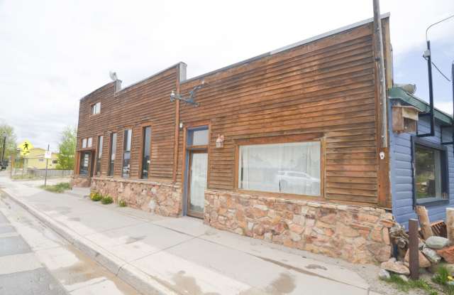 19 N. Main St 4 Plex Gallery 3