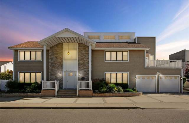 5 Kensington - 5 Kensington Street, Lido Beach, NY 11561