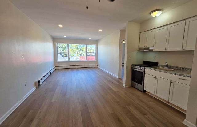 1 Willis Place unit: 3 photos photos