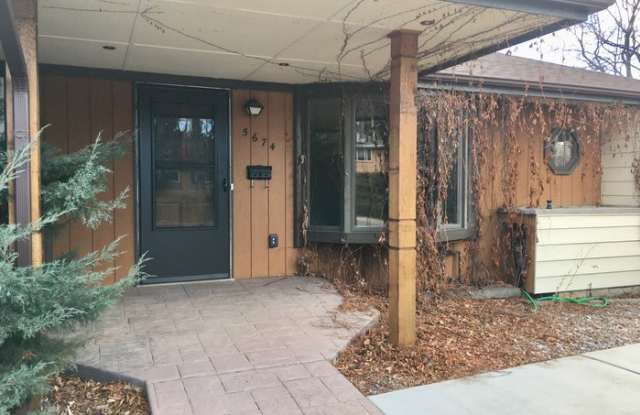5674 East Greenwood Place Gallery 2