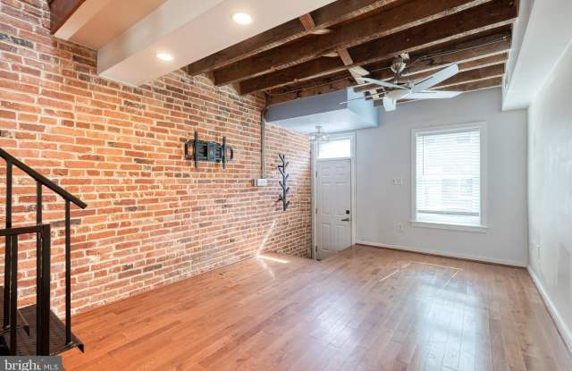 112 N STREEPER Street Gallery 3