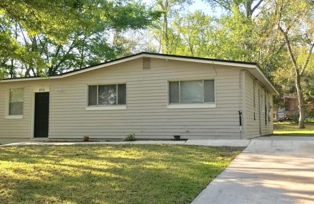 6938 Goldilocks Ln - 6938 Goldilocks Ln, Jacksonville, FL 32210