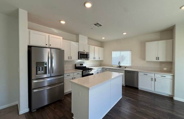 4 Bed| 3 Bath | 1811 SF | RV Access | Two Story | Tenant pays $175 monthly for WS&G Gallery 4