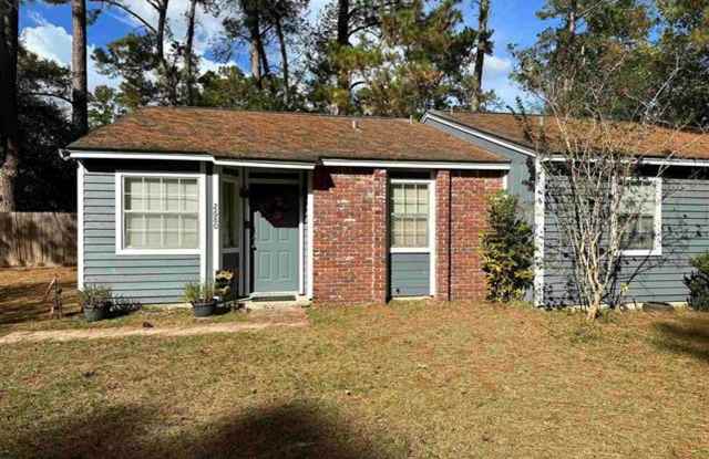 NE Tallahassee Duplex in Arbor Hills photos photos