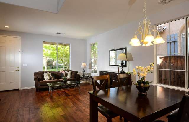 2774 Antique Court Gallery 1