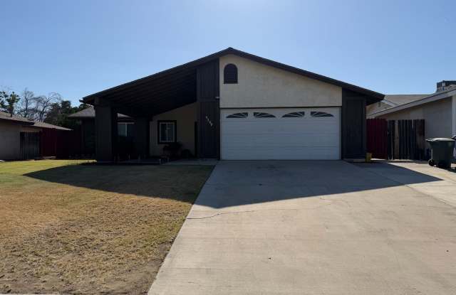 Wow Check out this 3 BD 2 BA SW Charmer near White Ln & Akers Road photos photos