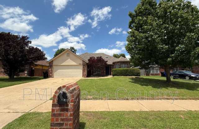 1800 W Jefferson St - 1800 West Jefferson Street, Broken Arrow, OK 74011