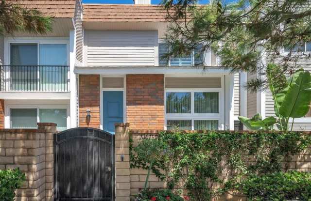 13011 Mindanao Way - 13011 Mindanao Way, Los Angeles, CA 90292