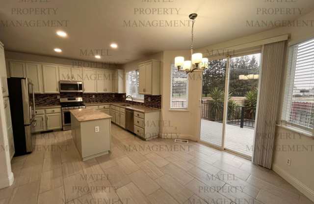 Move in Special see ad photos photos Move in Special see ad photos photos