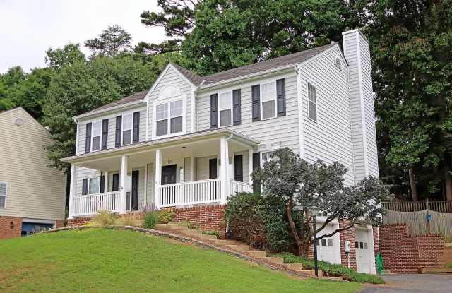 Pet-Friendly Raintree Home With Fenced Yard - 1222 Raintree Drive, Albemarle County, VA 22901