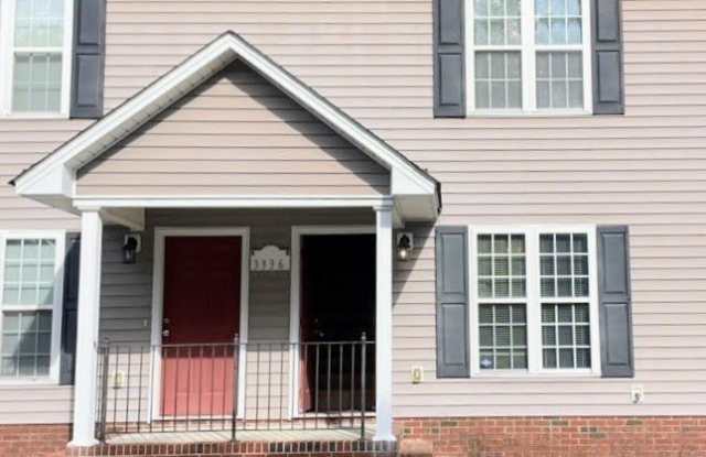 3336 Kenmont Lane Gallery 1